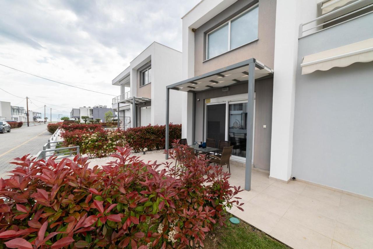 Thalassa & Thalassa Prive Residential Complex Ofrínion Extérieur photo